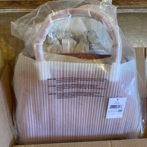 NWT Kate Spade ♠️ Large Darcy Satchel in candied cherry 🍒 red color